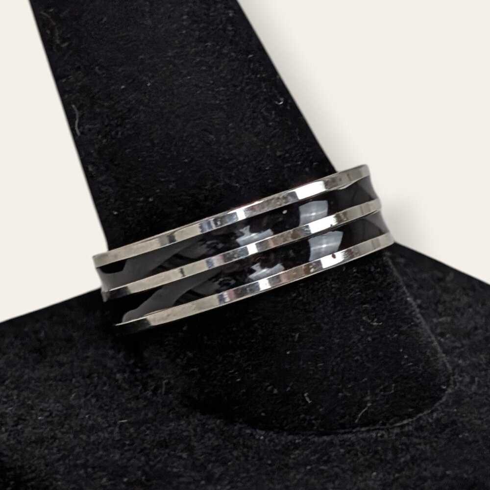 (2/$20) Black Enamel Stripe Ring